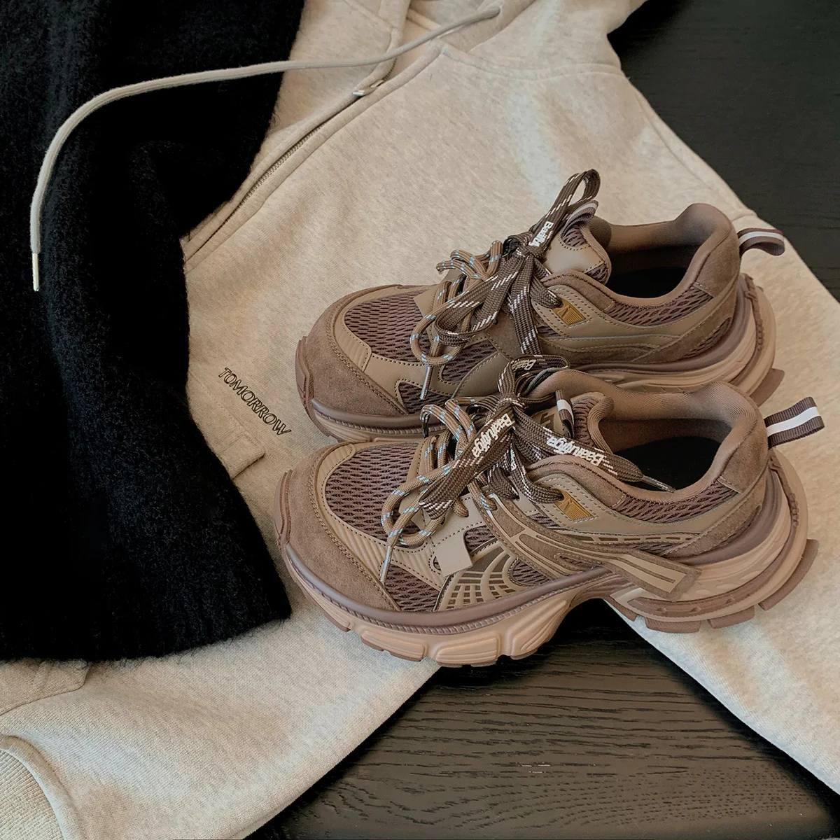 Damen hochentwickelte Lauf-Sneaker mit dämpfender Sohle und innovativer Atmungsaktivität R&B - Image 7