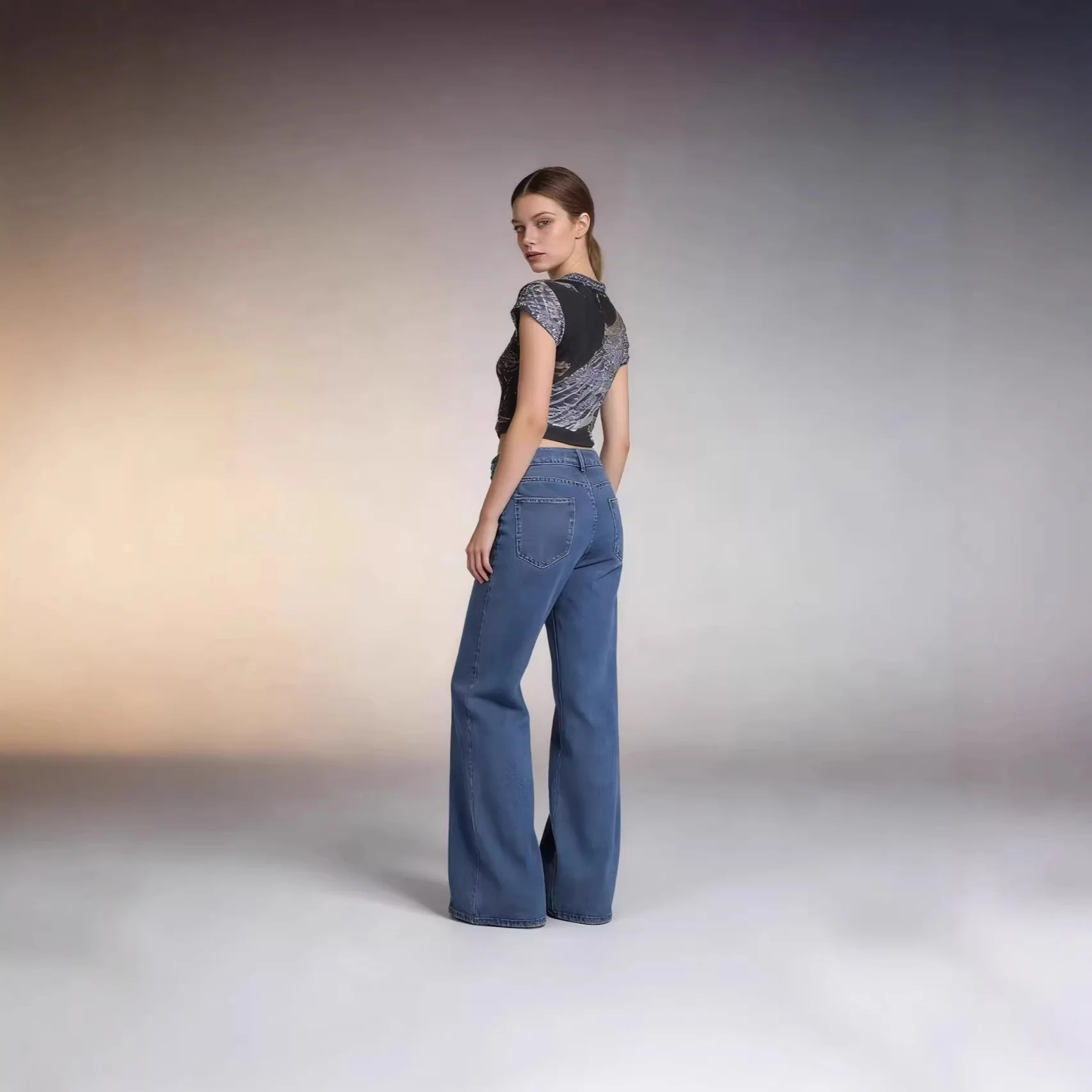 Damen hochgeschnittene weite Jeans im lässigen Stil mit eleganter Faltenlegung R&B - Image 4