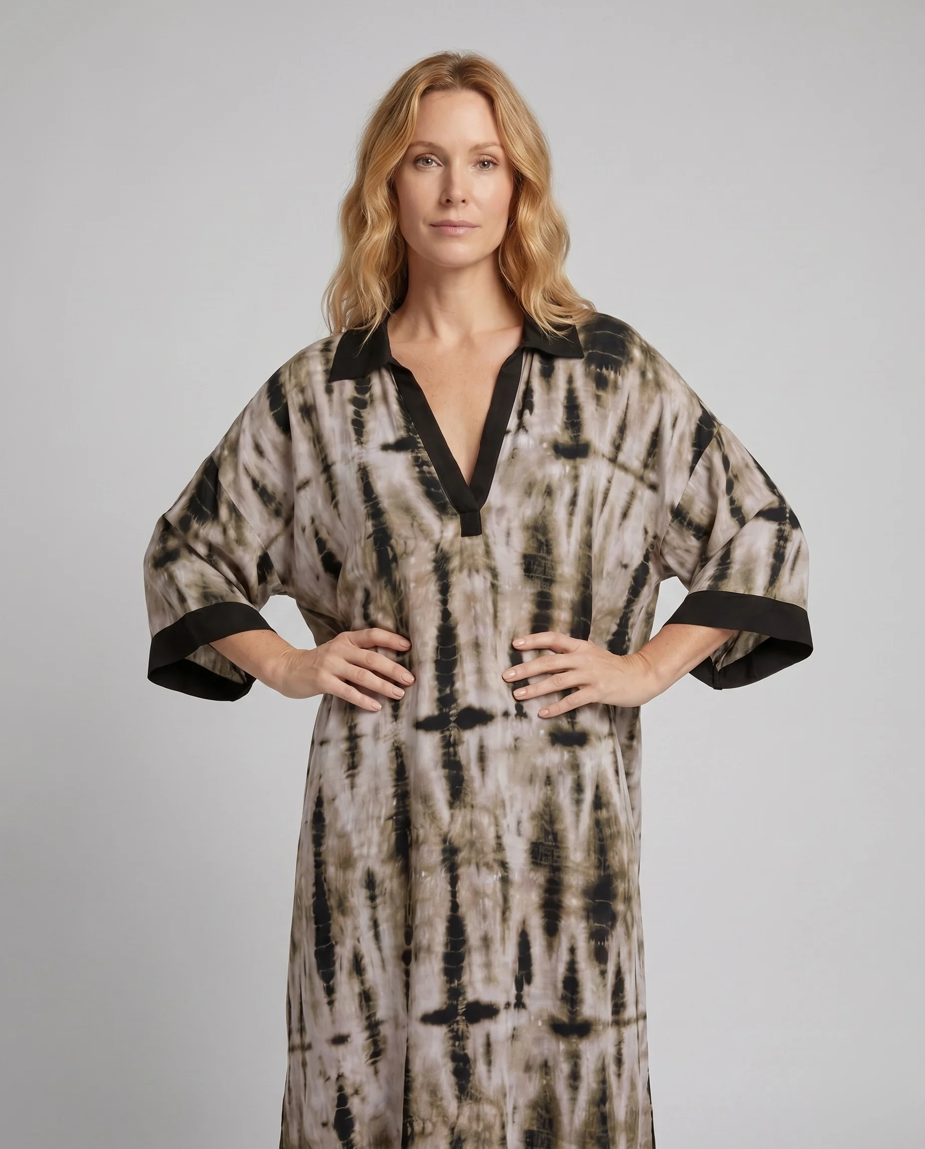 Damen Kaftan mit modernem Tie-Dye-Muster und seitlichen Schlitzen R&B - Image 2