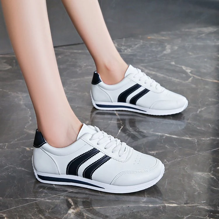 Damen klassische Sneakers mit modischen Streifen R&B