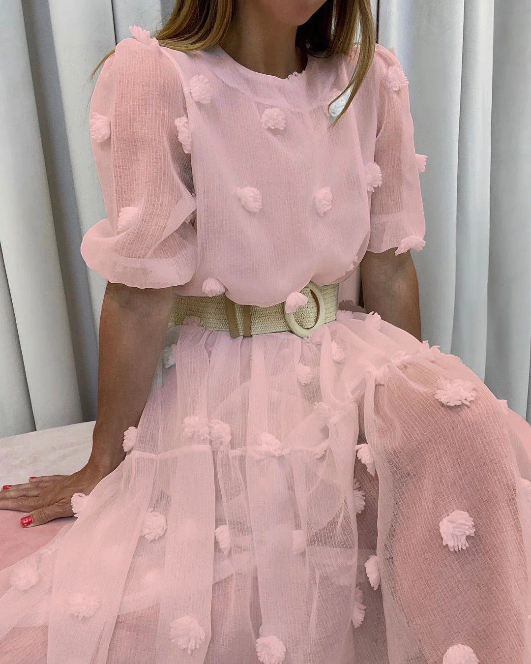 Damen Kleid mit volumetrischen Puffärmeln und dekorativen Fransen R&B - Image 8