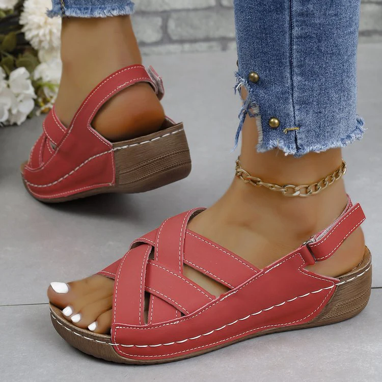 Damen Komfortable Sandalen mit gekreuzten Riemen R&B - Image 9