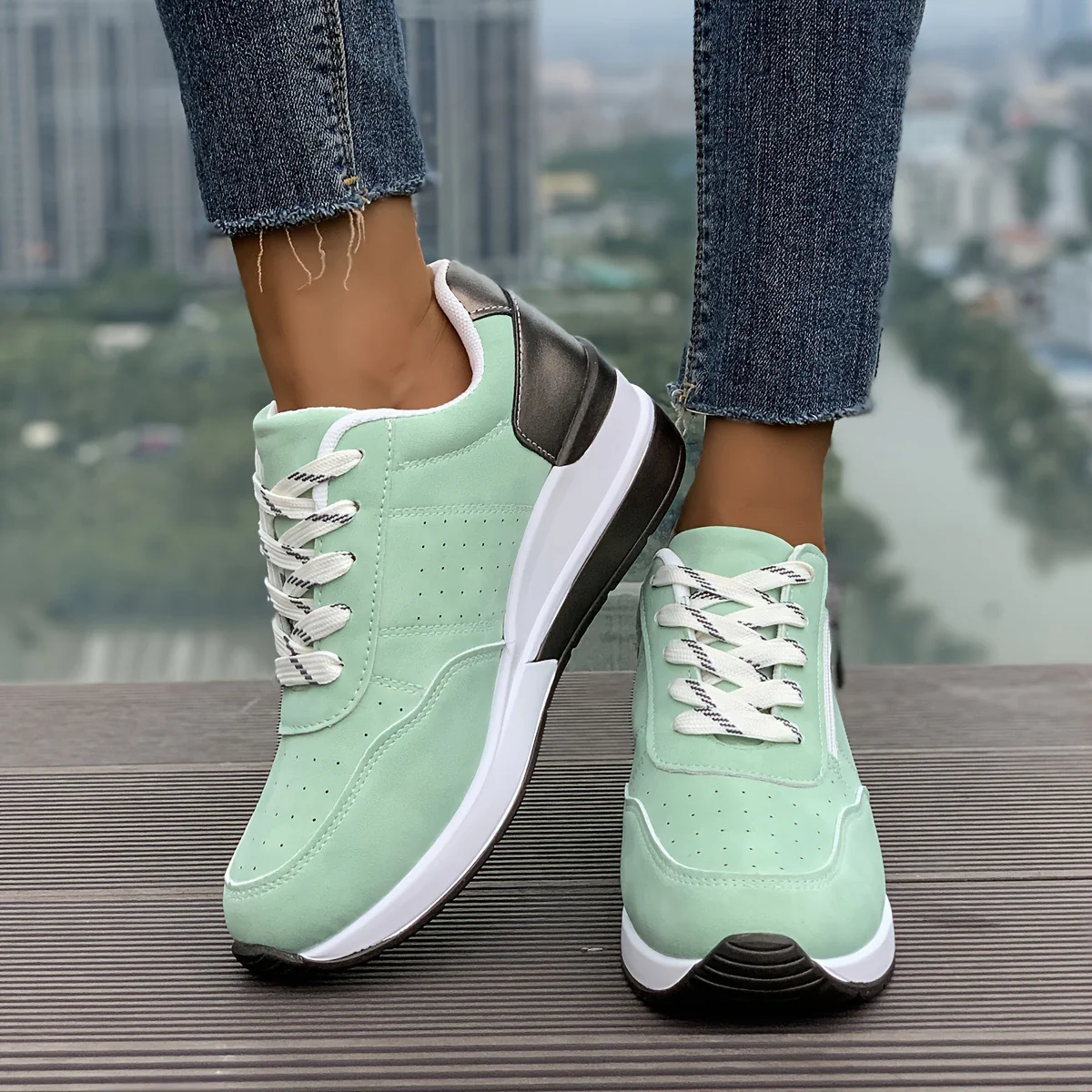 Damen Komfortable Sneaker mit Reißverschluss R&B - Image 7