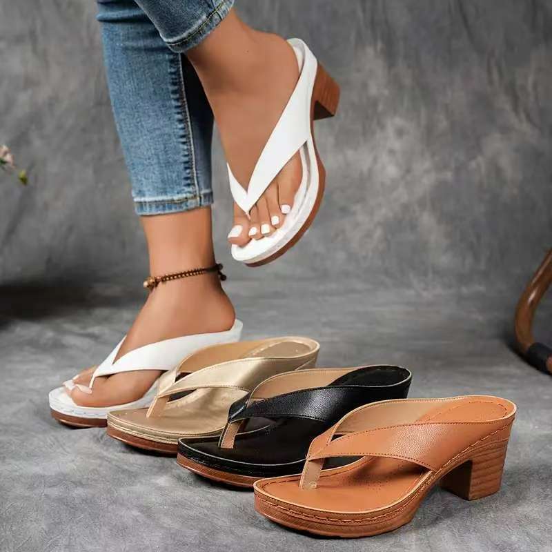 Damen komfortable Wedge-Pantoletten mit floralen Akzenten R&B
