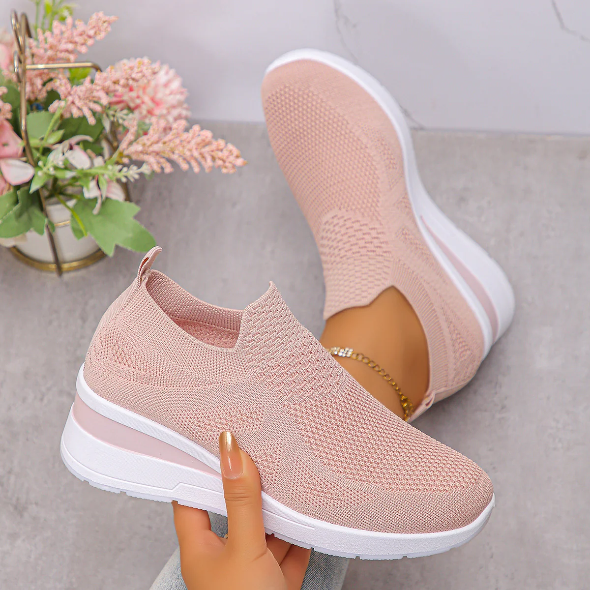 Damen Komfortable Wedge-Sneaker aus atmungsaktivem Strickmaterial R&B - Image 7