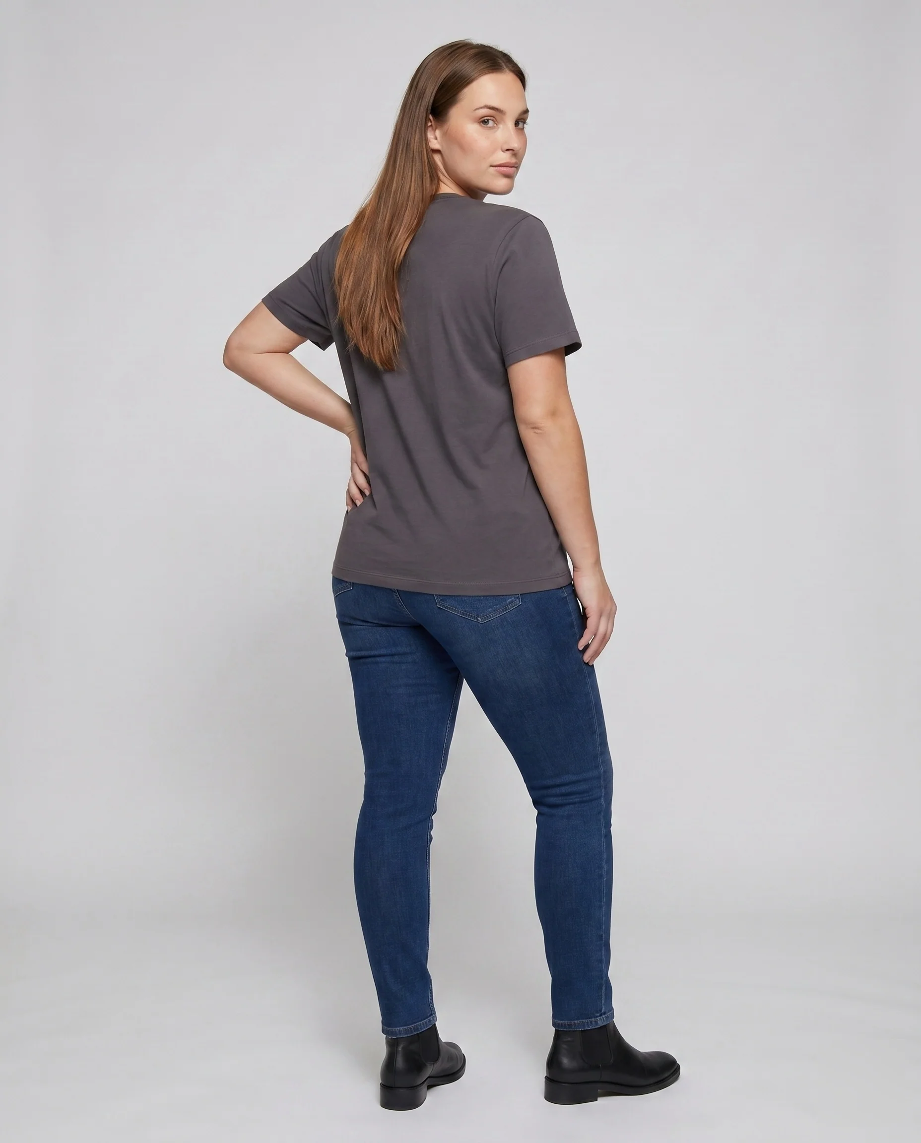 Damen Komfortables T-Shirt mit lässiger Passform und hohem Tragekomfort - Image 4