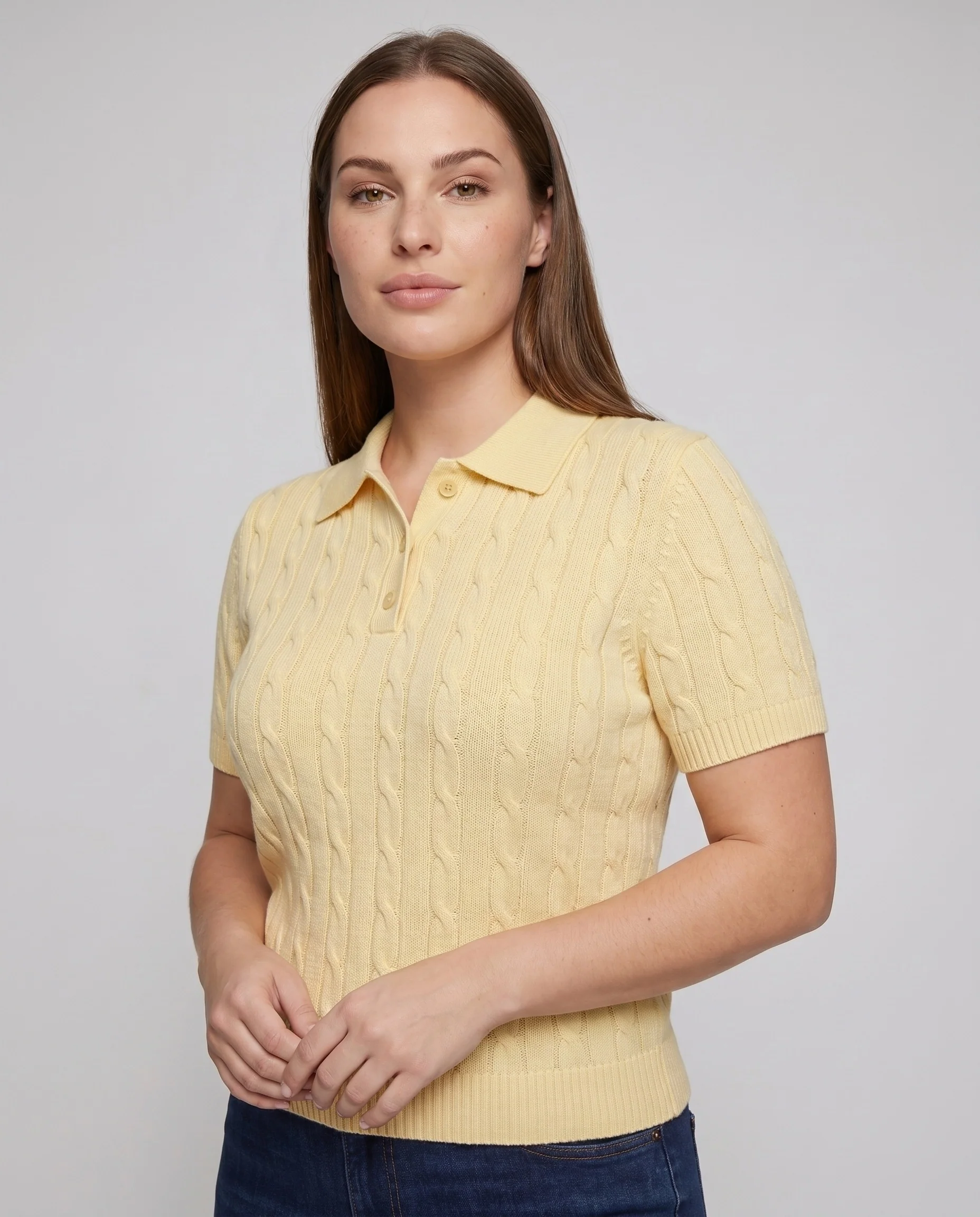 Damen kurzärmeliges Polohemd mit eleganten Zopfmuster - Image 2