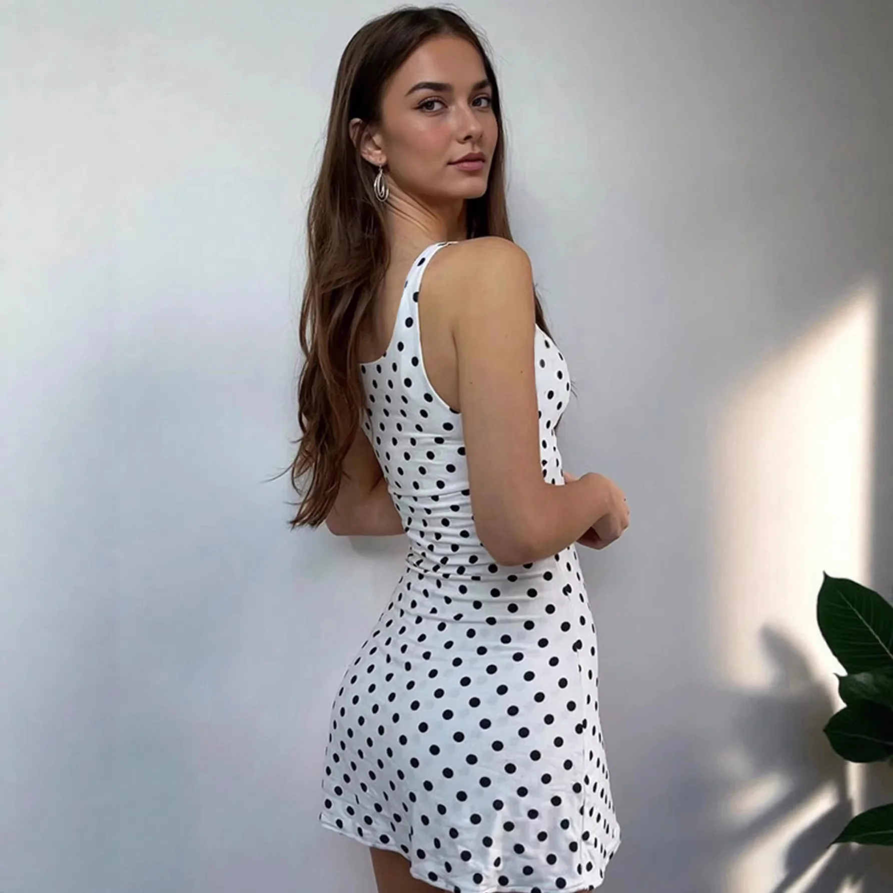 Damen Kurzärmliges Sommerkleid mit Knotenverschluss R&B - Image 3
