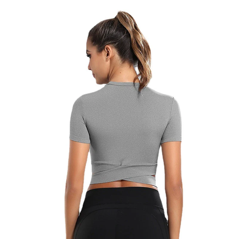 Damen kurzärmliges Trainings-Crop-Top mit innovativer Wickeloptik R&B - Image 4