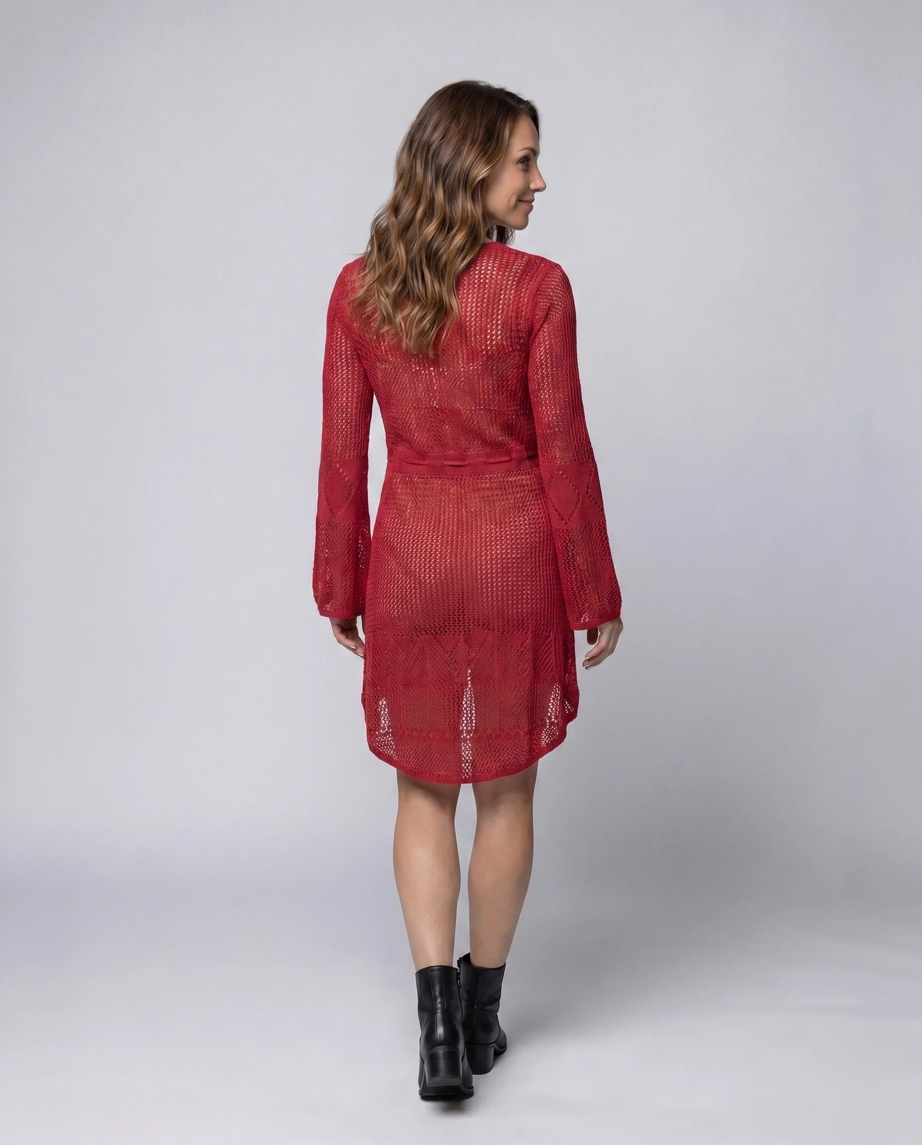 Damen kürzerer Strand-Poncho mit elegantem Lochmuster R&B - Image 3