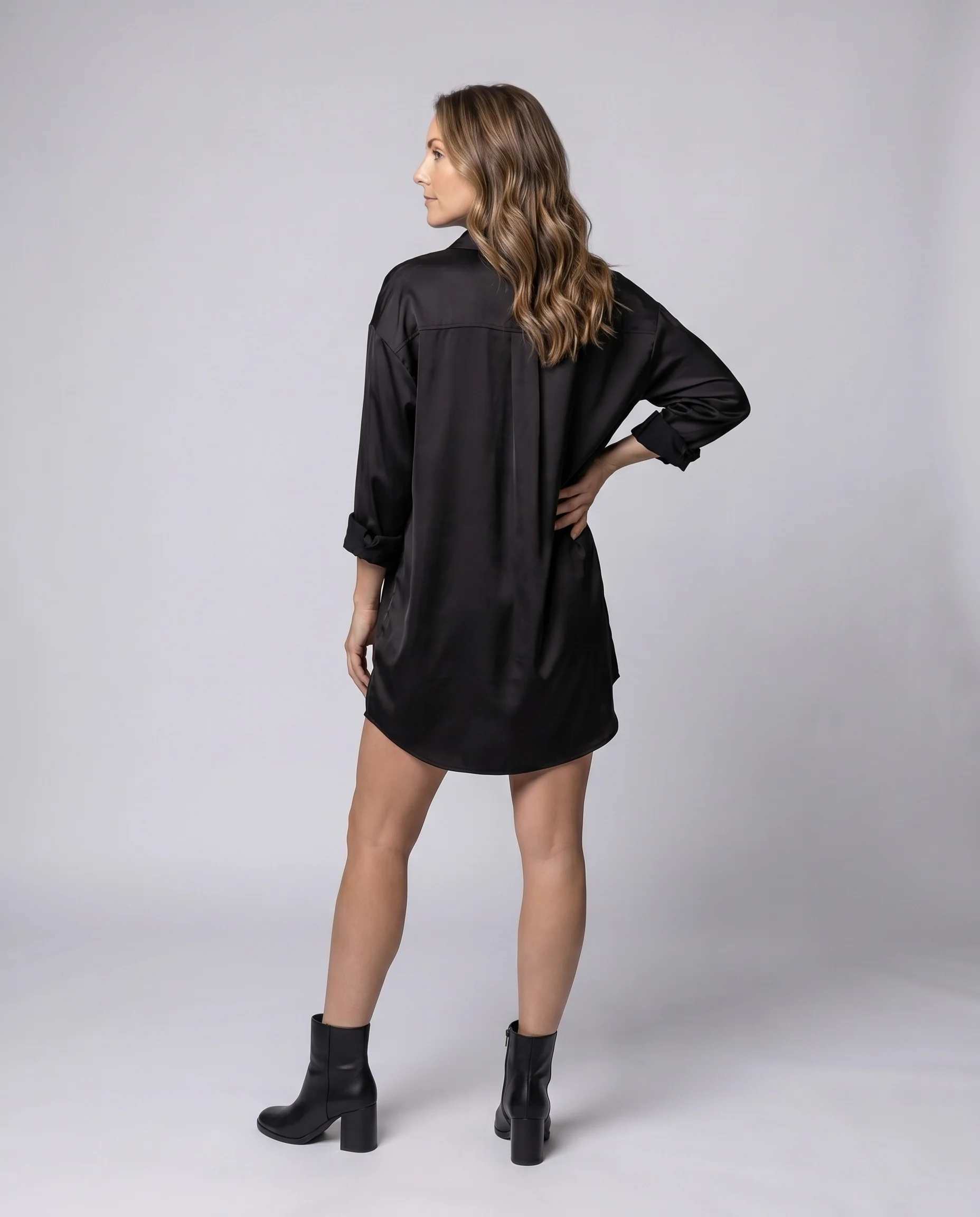 Damen Langarm-Hemdbluse mit elegantem Schnitt und hochwertiger Satin-Optik R&B - Image 4