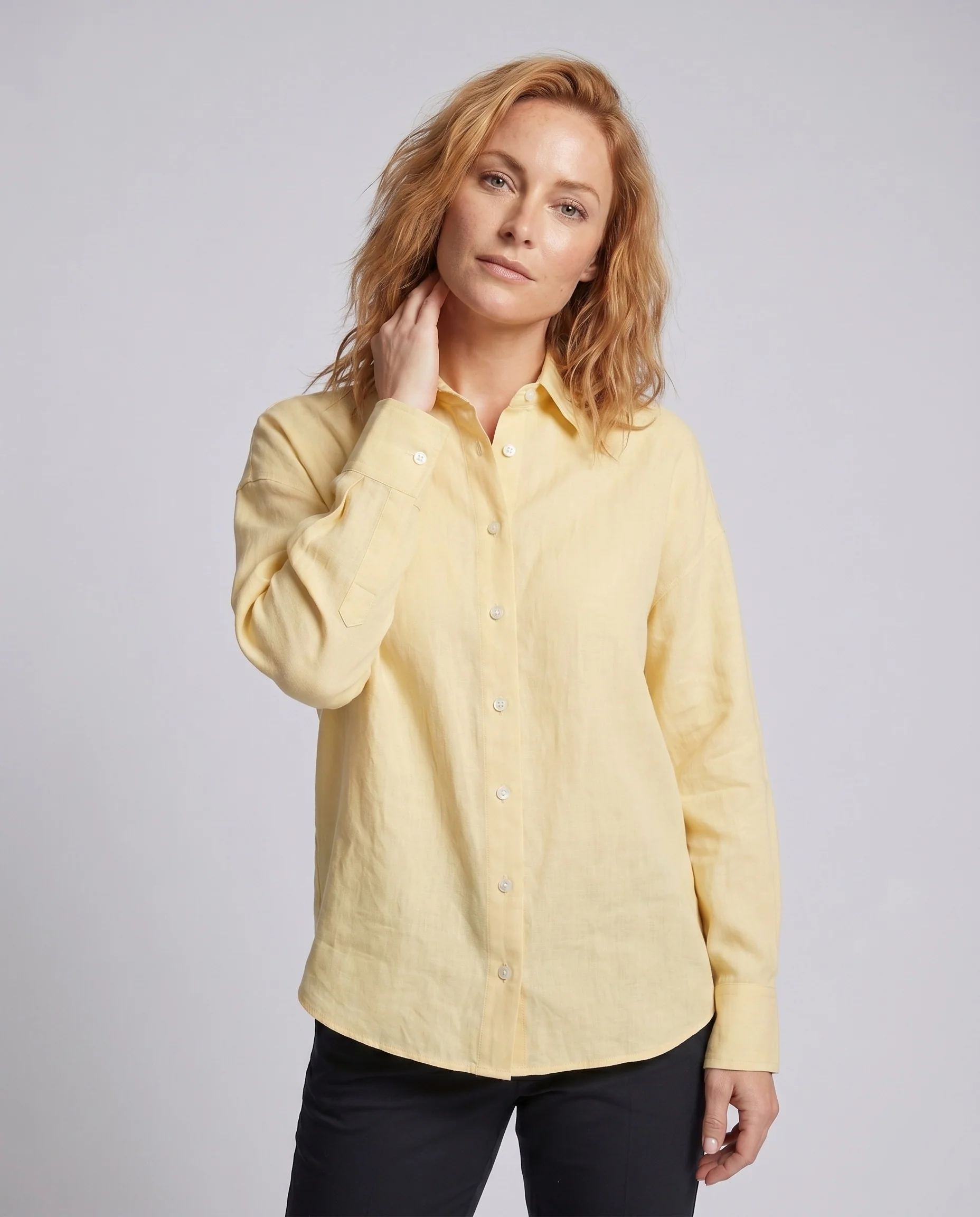 Damen lässige Leinenbluse mit modernen Details - Image 2