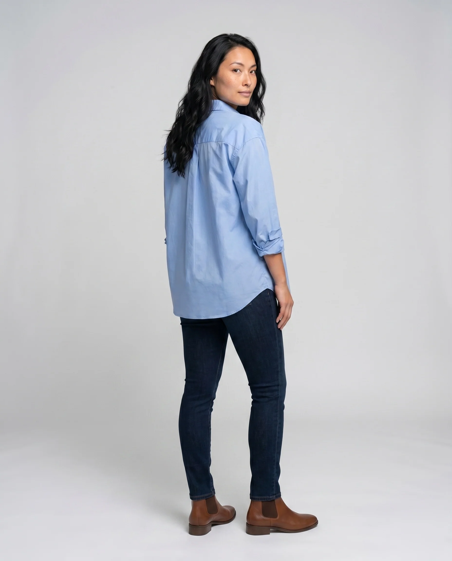 Damen lässige Oversized-Hemdbluse mit praktischer Tasche - Image 4