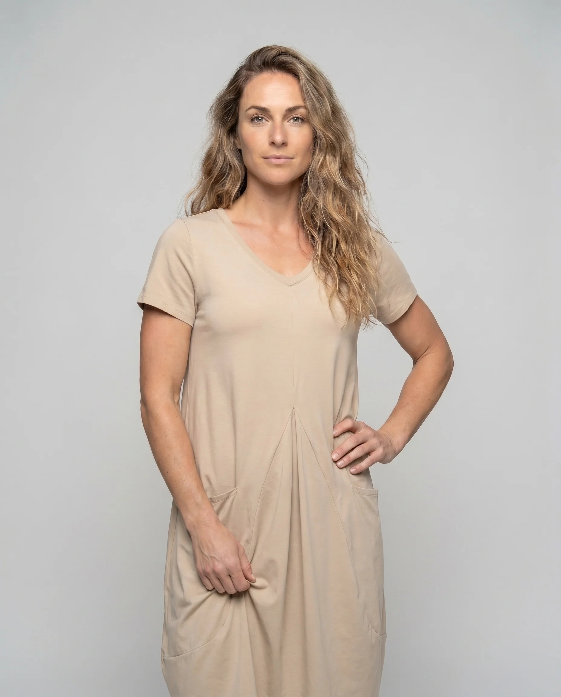 Damen lässiges Kleid mit V-Ausschnitt und praktischen Taschen R&B - Image 2