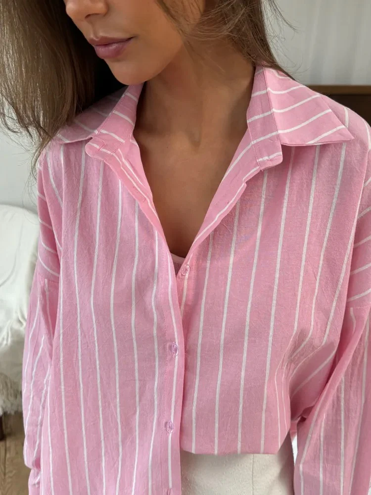 Damen Lockere Streifenbluse mit abgerundetem Saum und Knopfleiste R&B - Image 6
