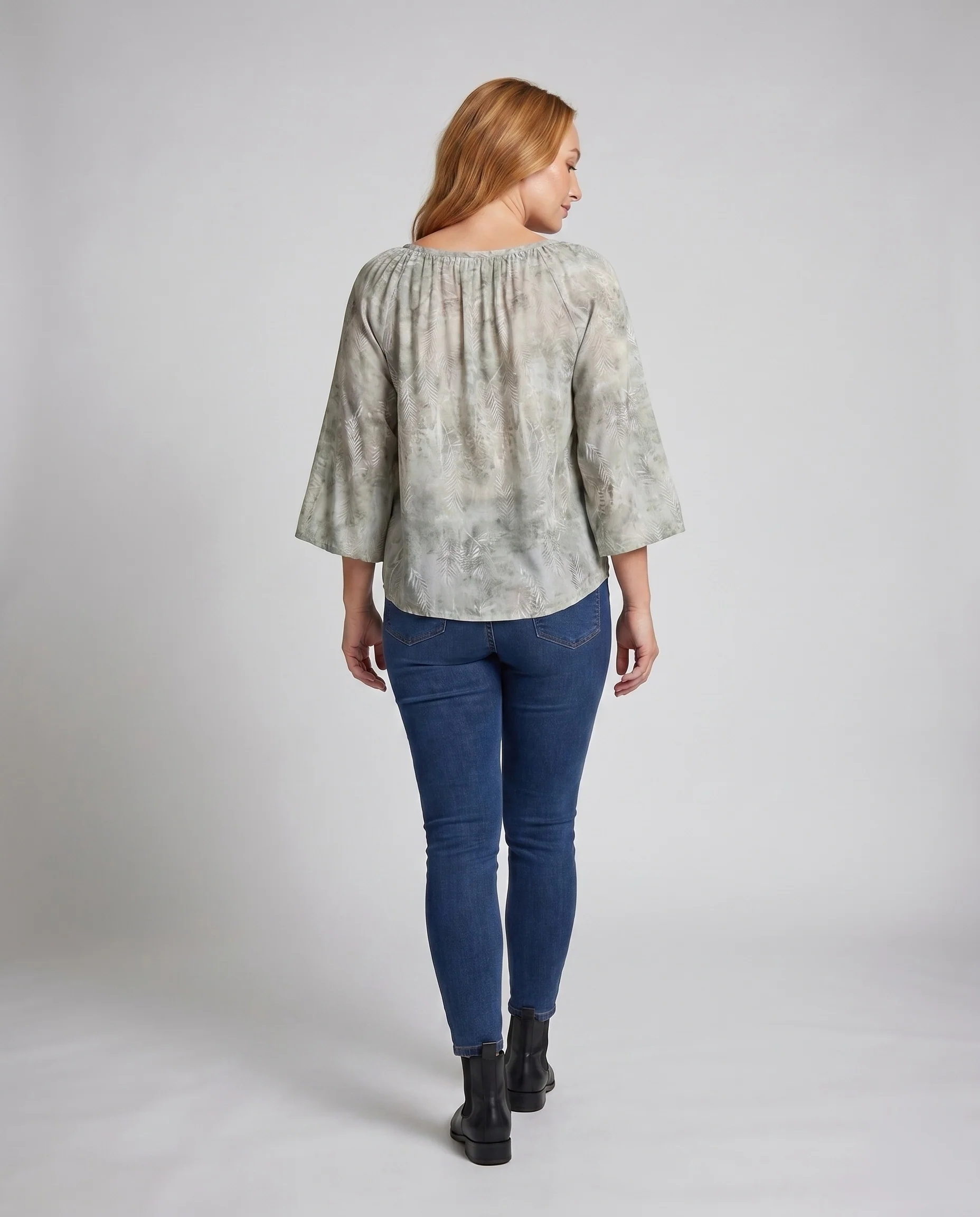 Damen Luftige Bluse mit halbtransparenten Ärmeln und feinem Muster R&B - Image 4