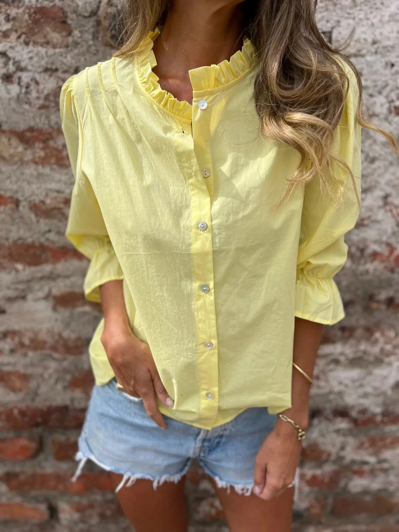 Damen luftige Bluse mit Rüschendetails und voluminösen Ärmeln R&B - Image 7