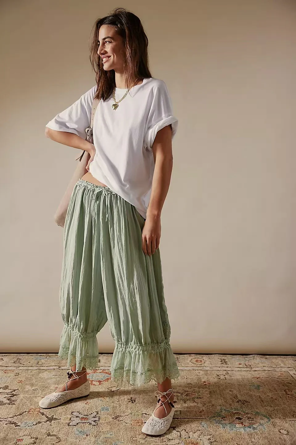 Damen Luftige und elegante Culotte mit Spitzenverzierung R&B - Image 16