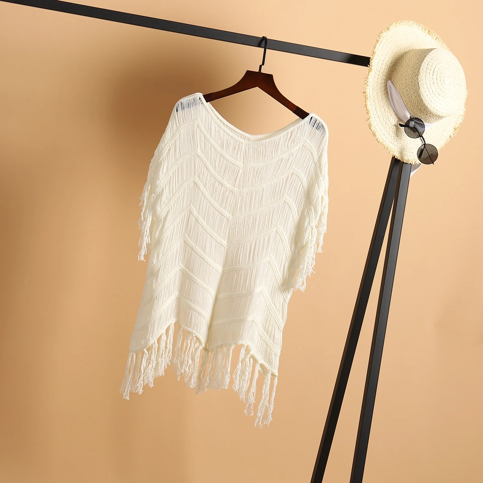 Damen luftiger Häkel-Strandponcho mit Fransen und elegantem Design R&B - Image 3