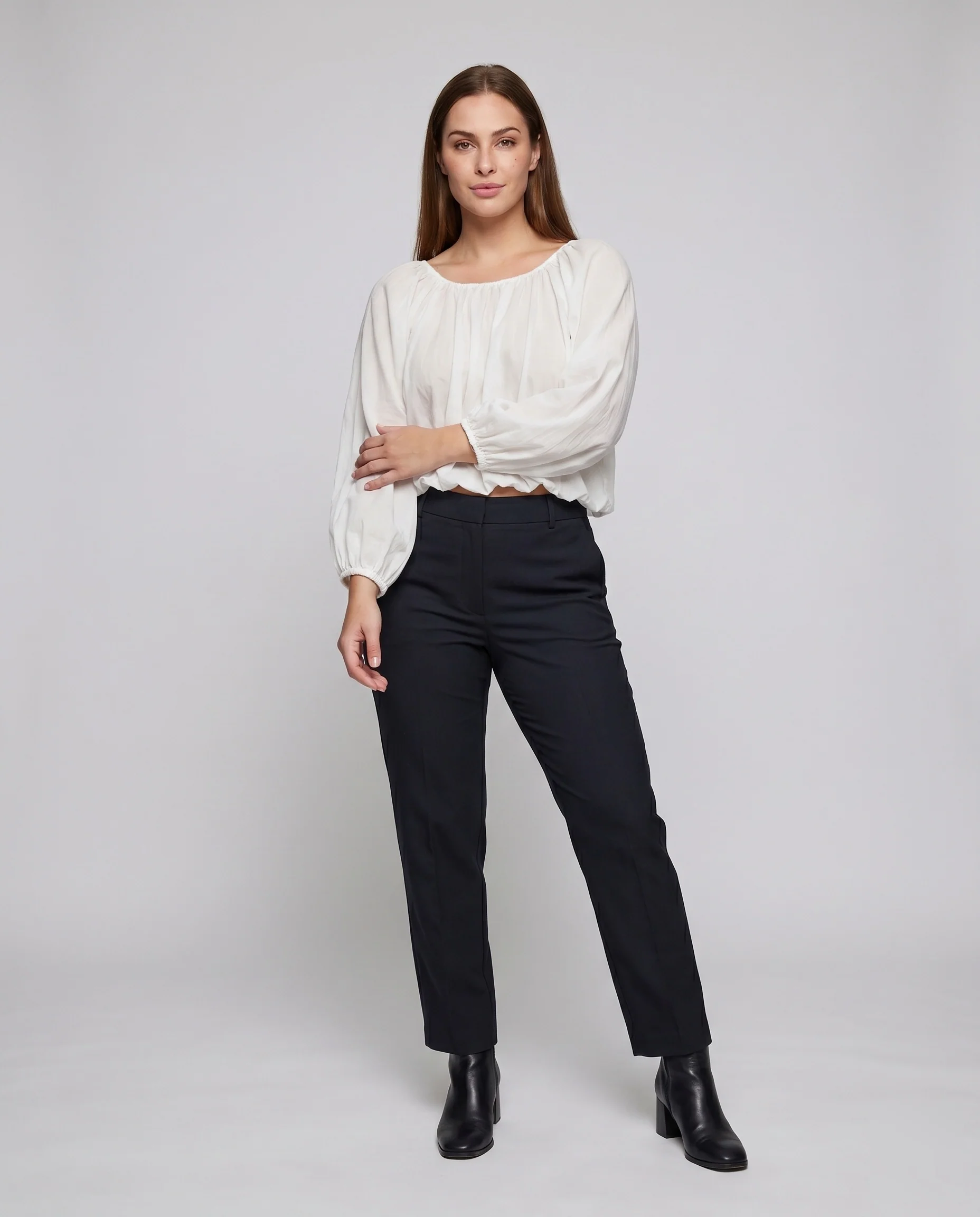 Damen luftiges Blusenshirt mit elastischen Puffärmeln und tiefem Rundhalsausschnitt