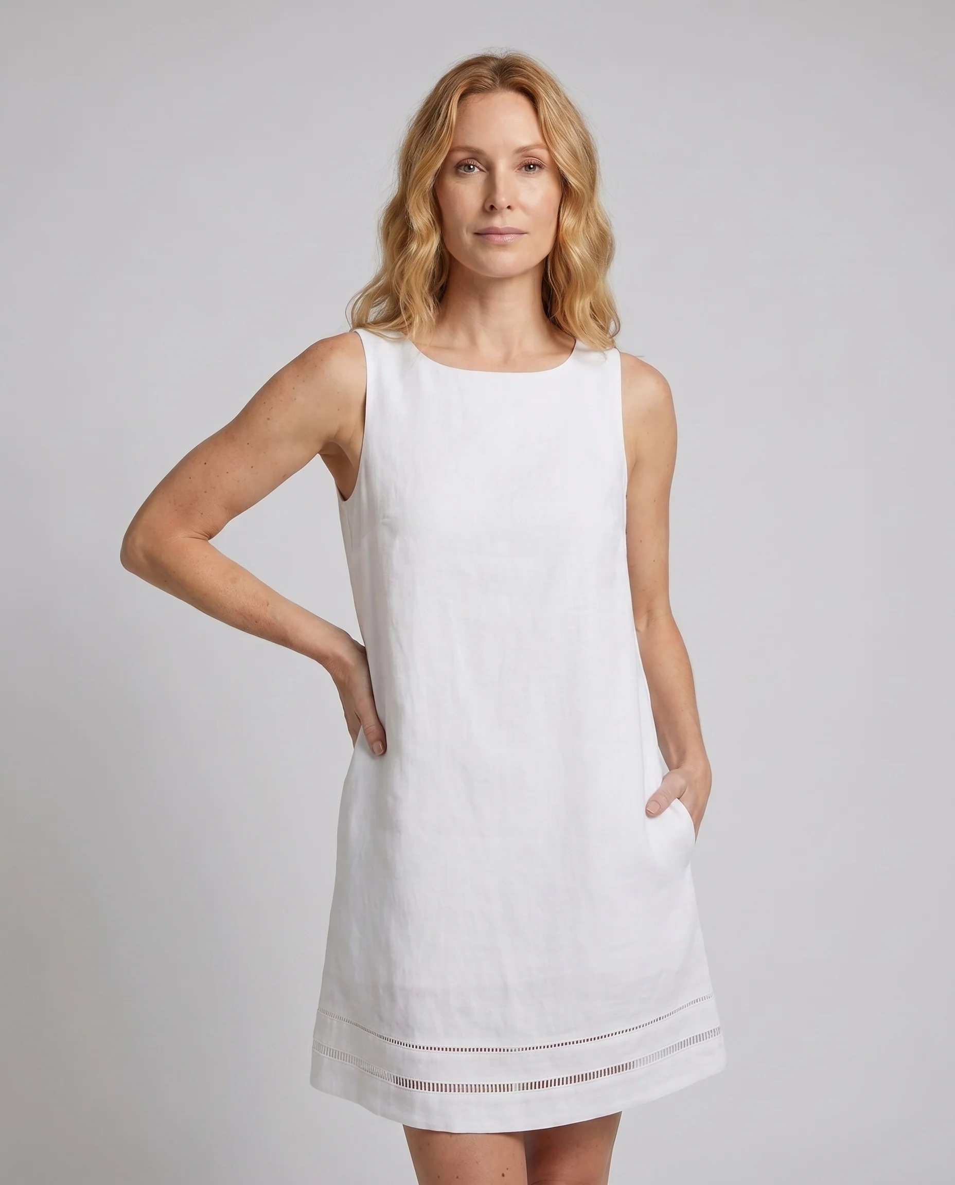 Damen luftiges Maxikleid mit eleganten Details - Image 2