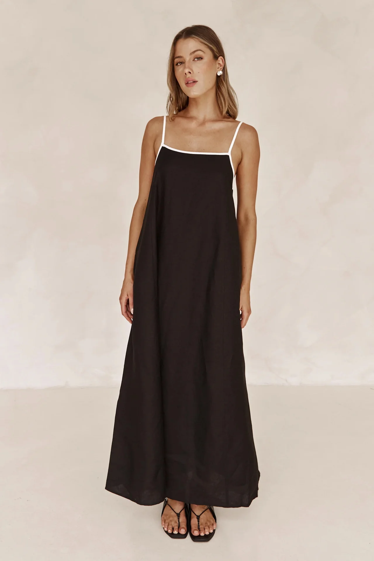 Damen luftiges Maxikleid mit feinen Trägern und elegantem Schnitt R&B - Image 6