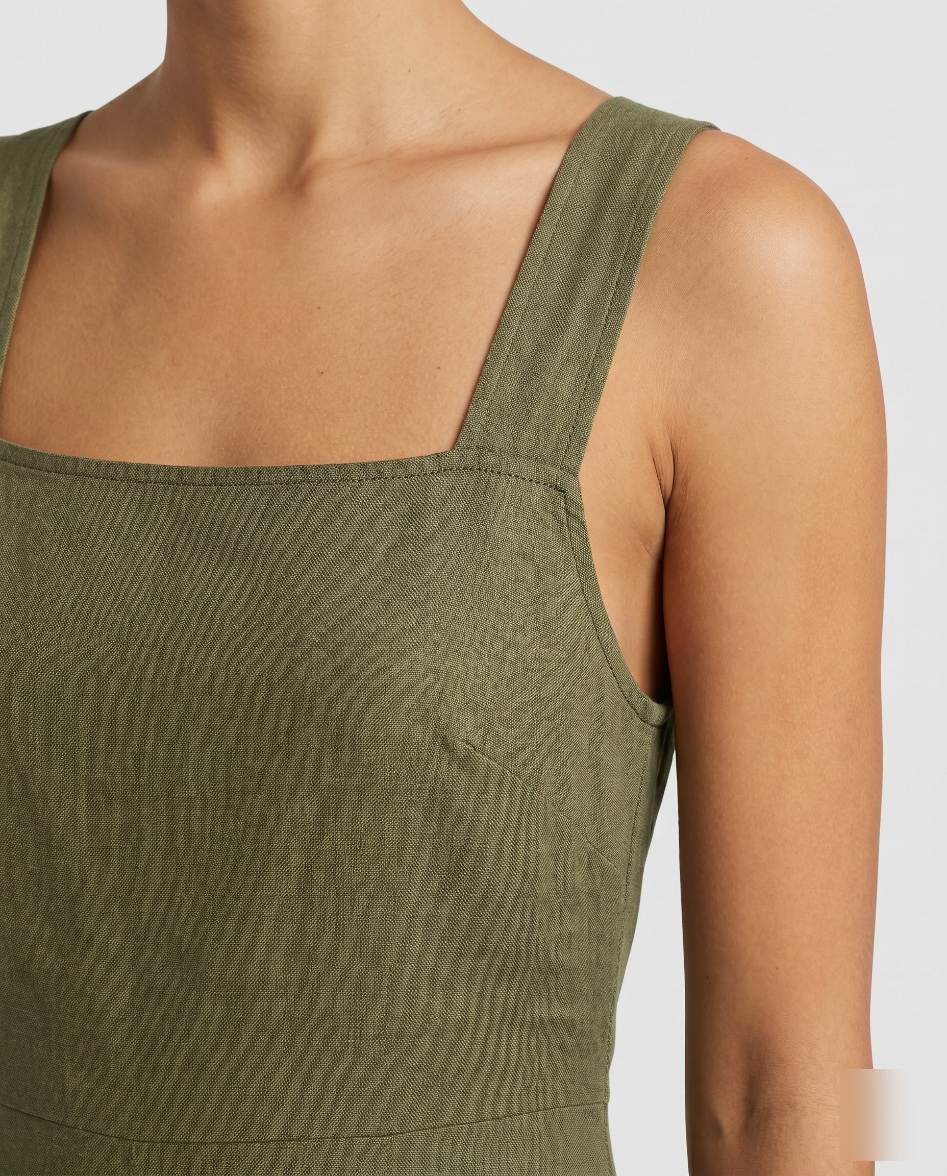 Damen luftiges Maxikleid mit seitlichem Schlitz und schwingendem Saum - Image 3