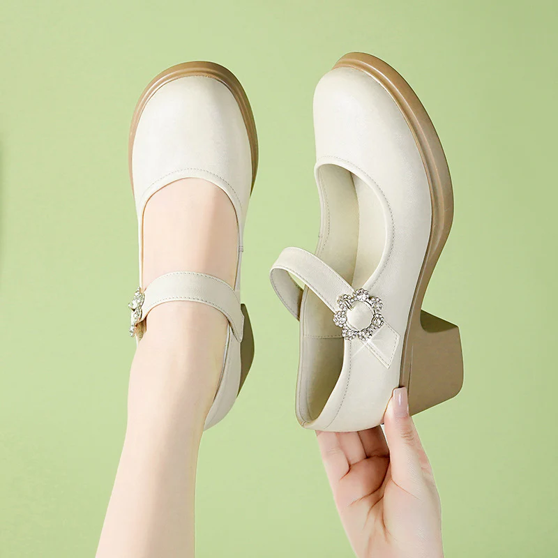 Damen Mary Jane Schuhe mit eleganter Strassverzierung und komfortablem Blockabsatz R&B - Image 4