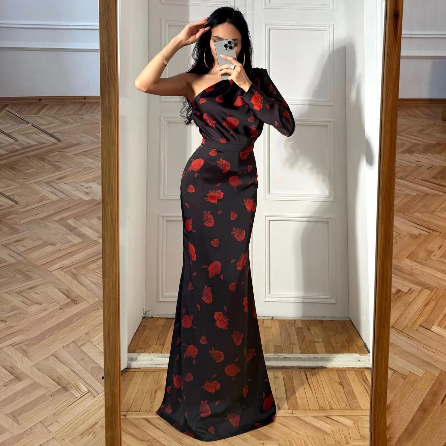 Damen Maxi-Kleid mit asymmetrischem Design und eleganten floralem Muster R&B - Image 3