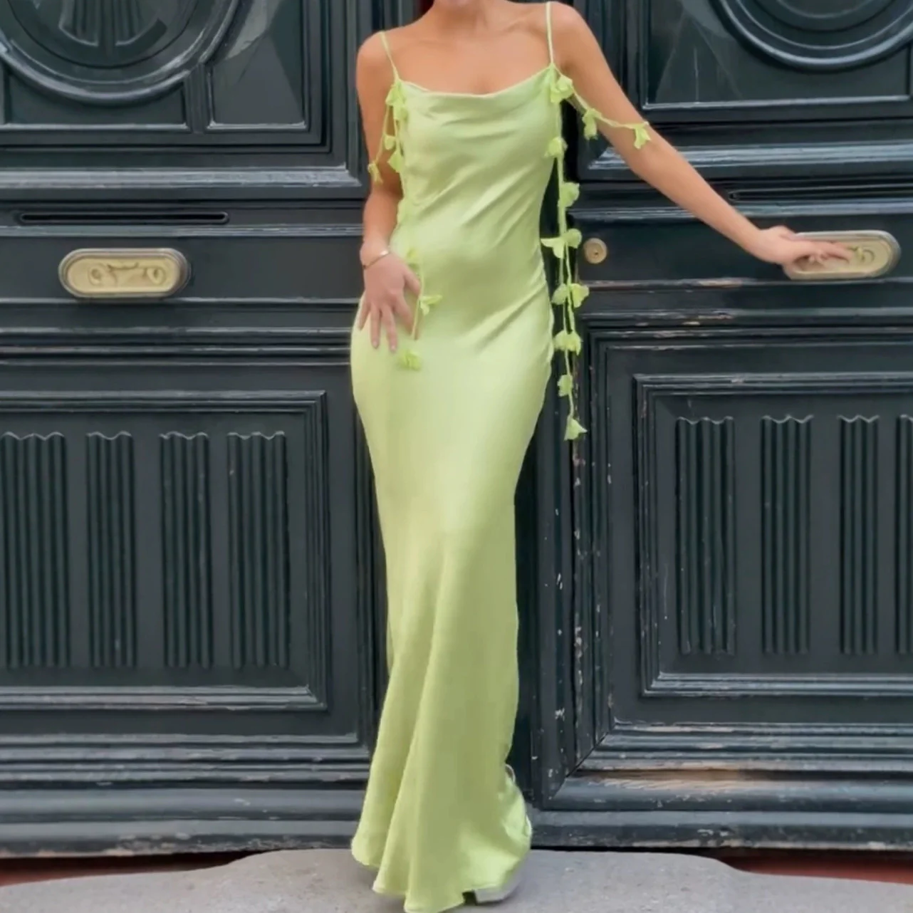 Damen Maxikleid mit dünnen Trägern und fröhlichen Quasten R&B