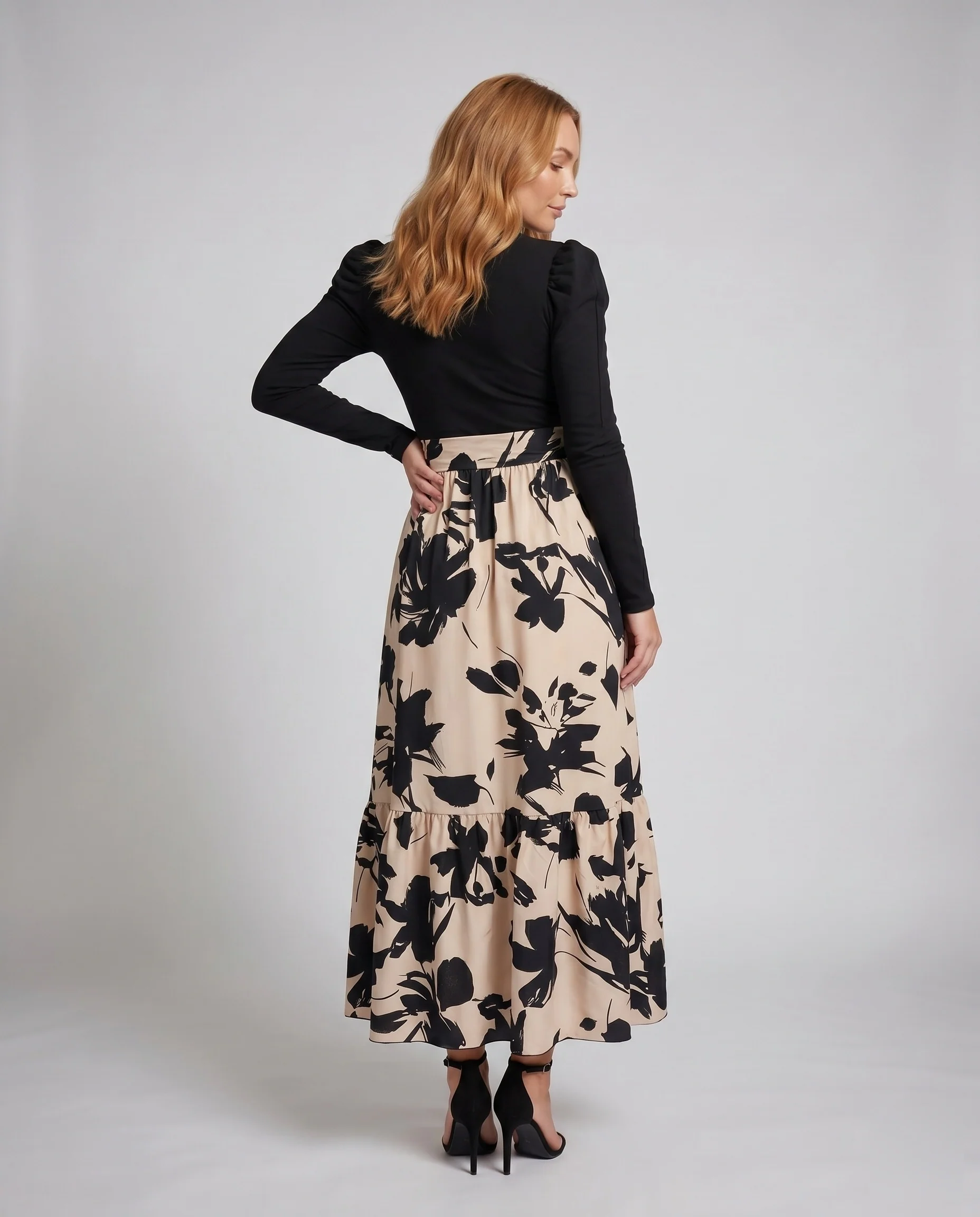 Damen Maxikleid mit floralen Akzenten und Wickelgürtel R&B - Image 4