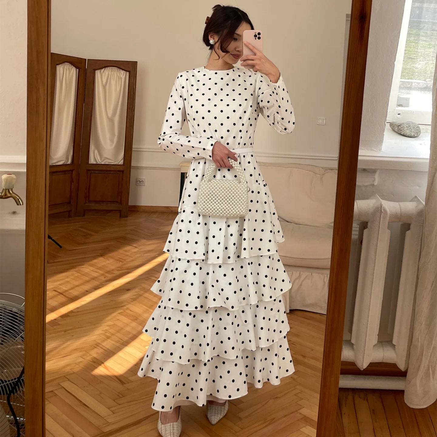 Damen Maxikleid mit Rüschendetails und modischem Punktedesign R&B - Image 4