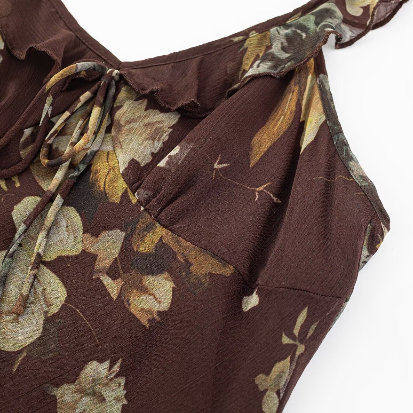 Damen Maxikleid mit zarten Rüschendetails und floralem Muster R&B - Image 4