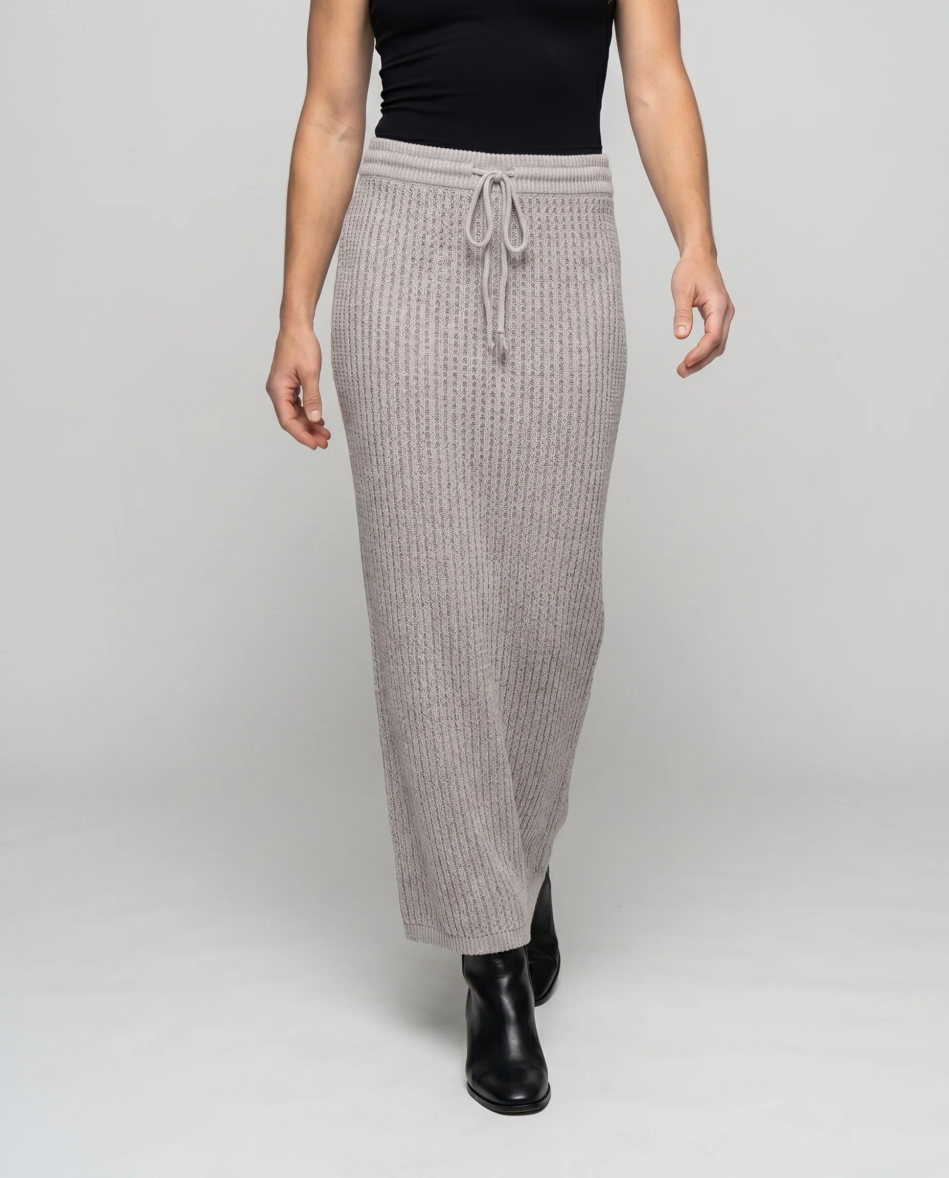 Damen Maxirock mit atmungsaktivem Strickmuster und elastischem Bund