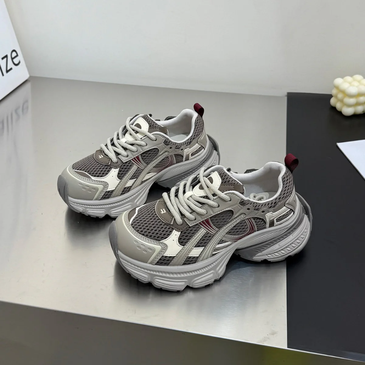 Damen moderne Dämpfung Sneakers für hohen Tragekomfort R&B - Image 2