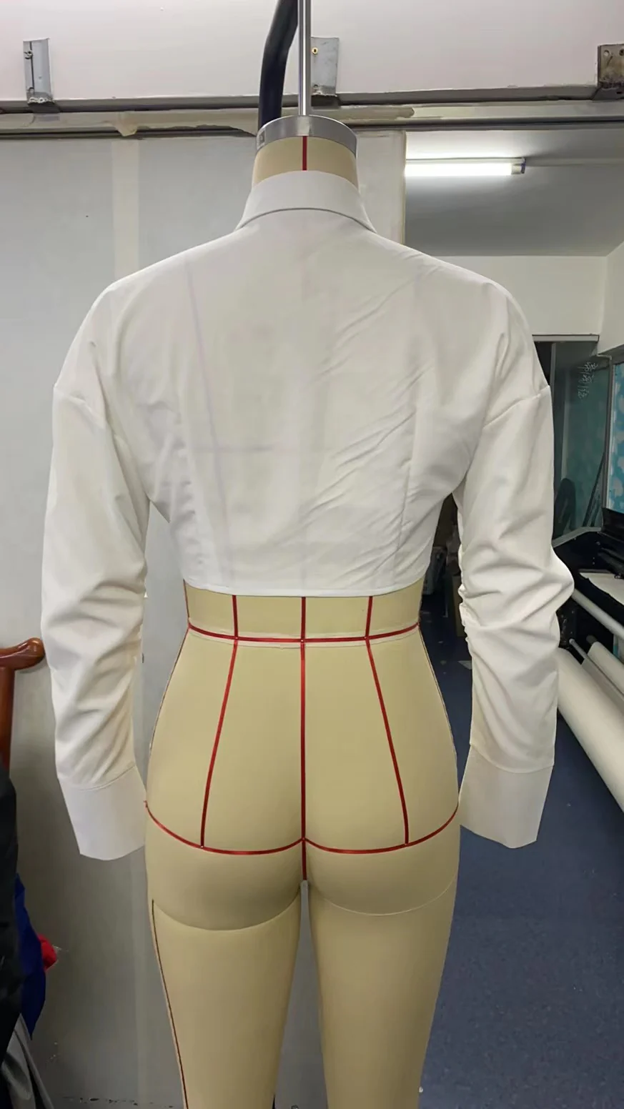 Damen modische Bluse mit elegantem taillierten Schnitt und klassischem Kragen R&B - Image 4