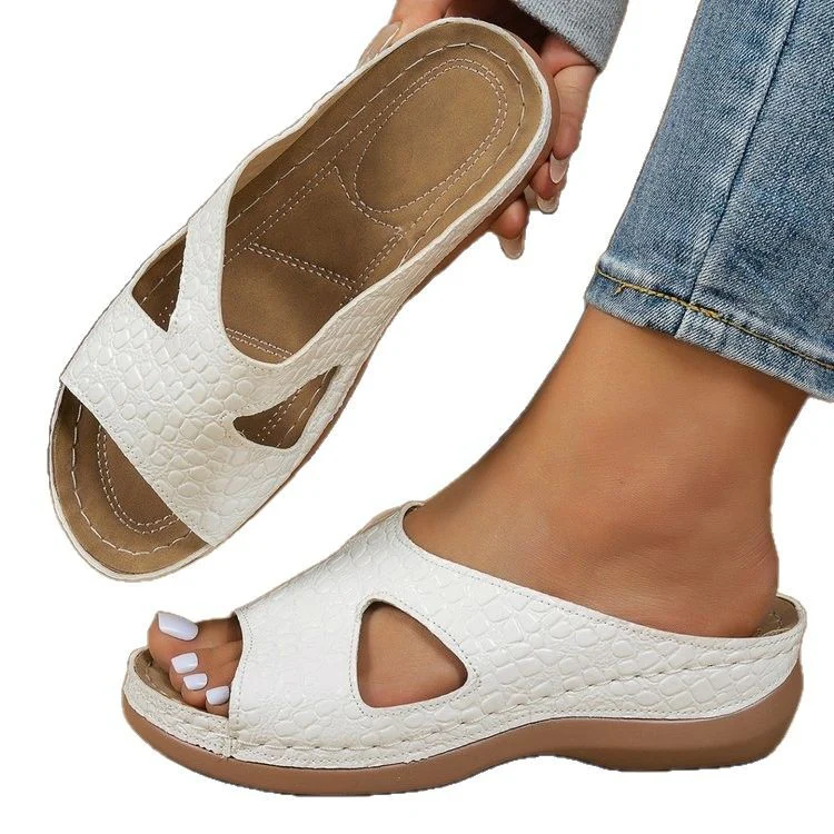 Damen modische Clogs mit modischem Cut-Out-Design und rutschfester Sohle R&B - Image 5