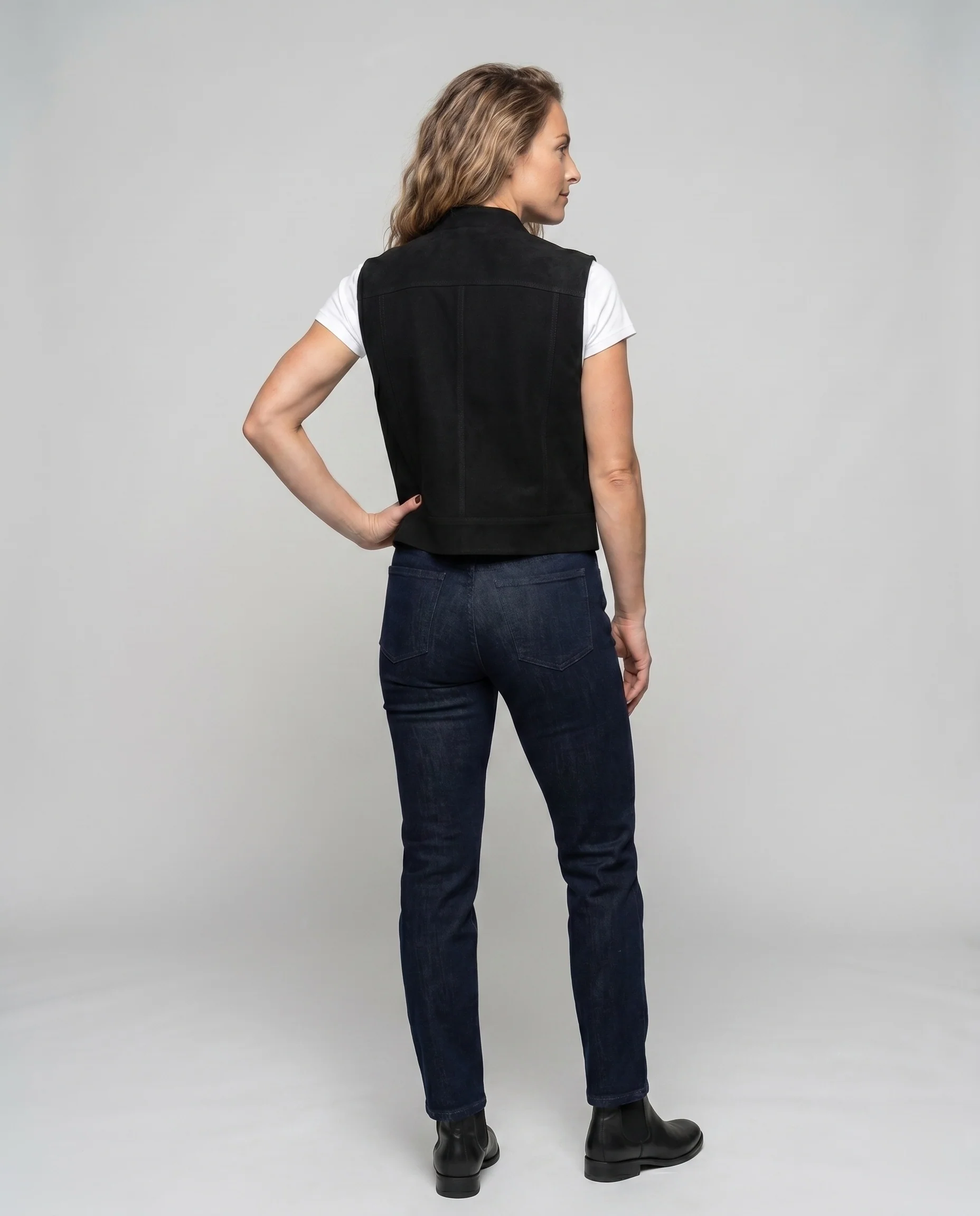 Damen Modische Kurzjacke mit dekorativen Knopfdetails und trendigem Schnitt R&B - Image 4