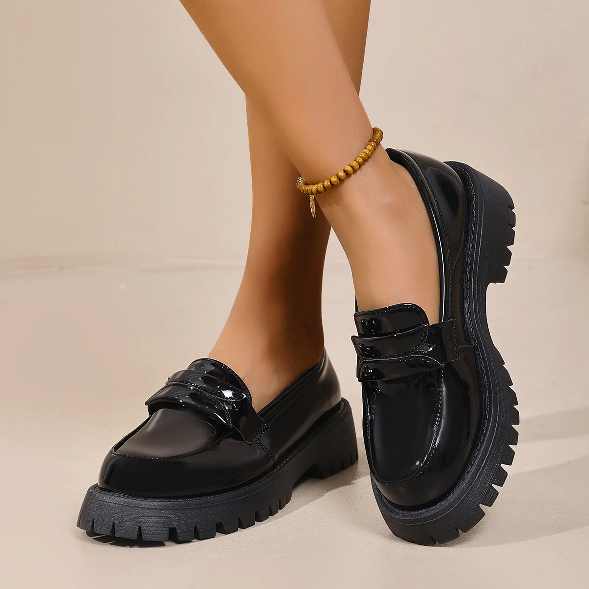 Damen Modische Leder-Mokassins mit rutschfester Profilsohle R&B - Image 7