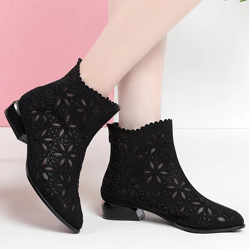 Damen Modische Stiefeletten mit filigranem Lochdesign und bequemer Sohle R&B - Image 4
