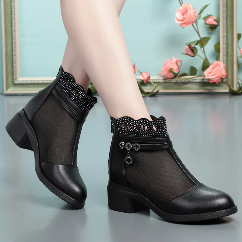 Damen Modische Stiefeletten mit transparentem Mesh-Einsatz und funkelndem Schmuckdetail R&B - Image 4