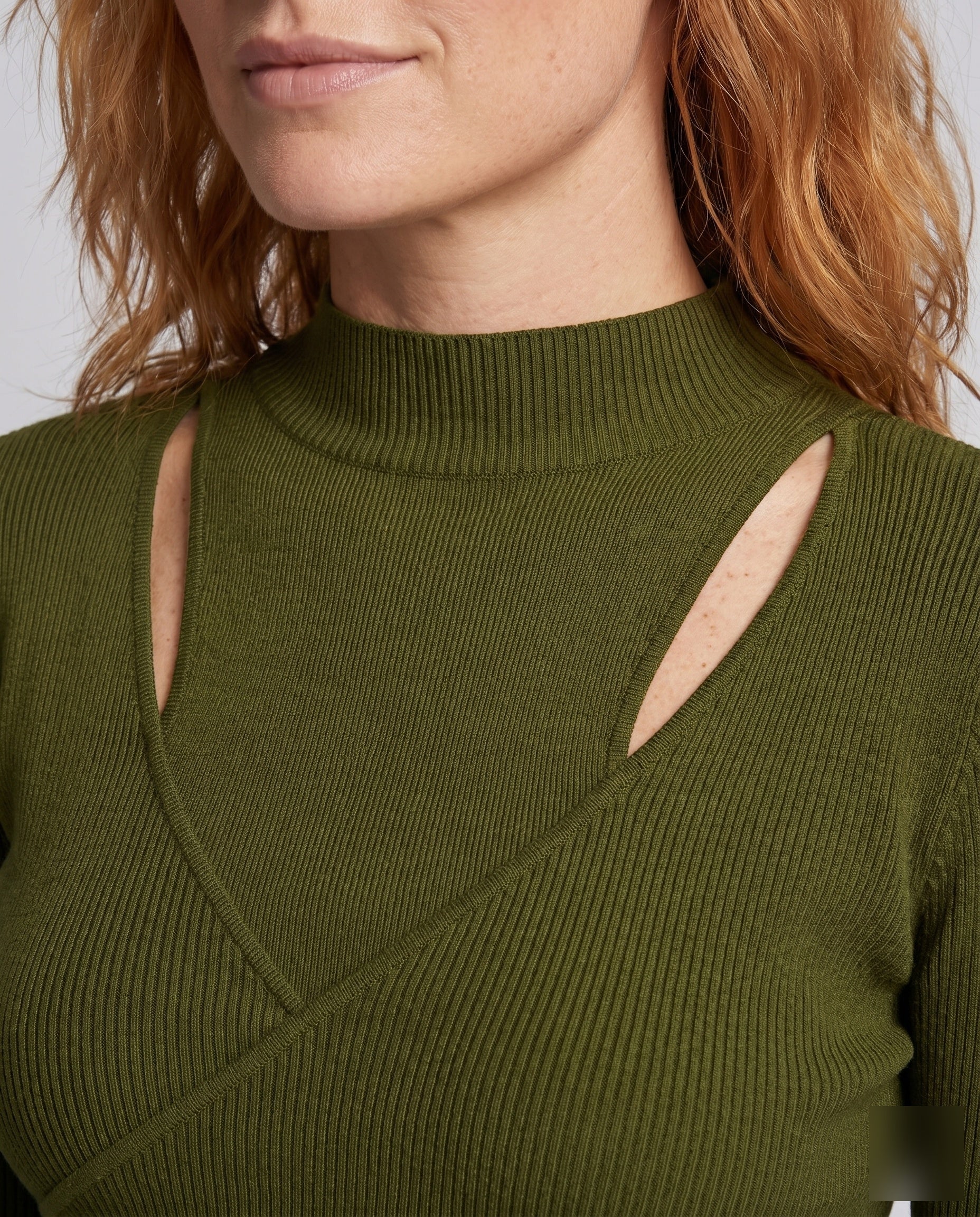 Damen modisches Oberteil mit asymmetrischem Design und angesagtem Cut-Out - Image 3