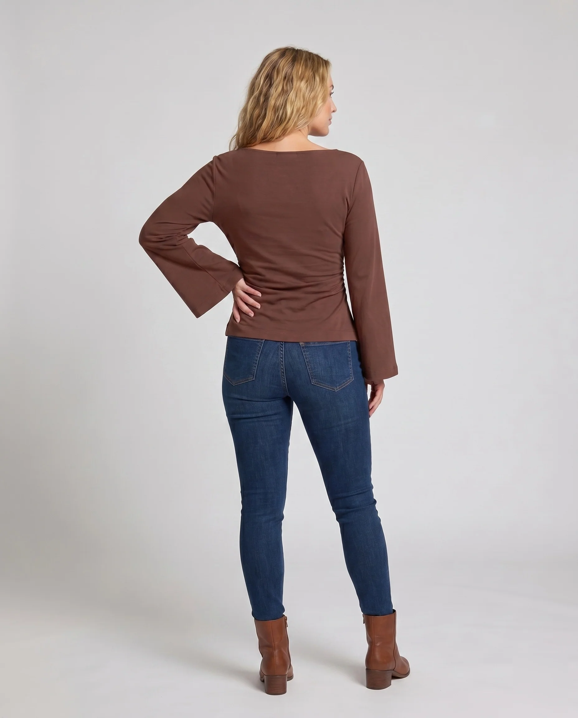 Damen modisches Oberteil mit weitem Schlagärmel und elegantem Design - Image 4