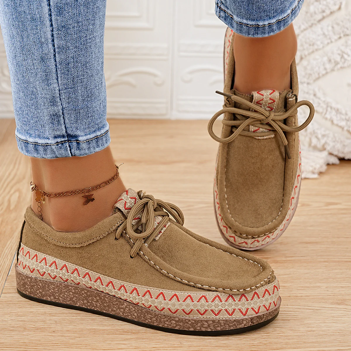 Damen Mokassins mit handgenähtem Design von R&B - Image 10