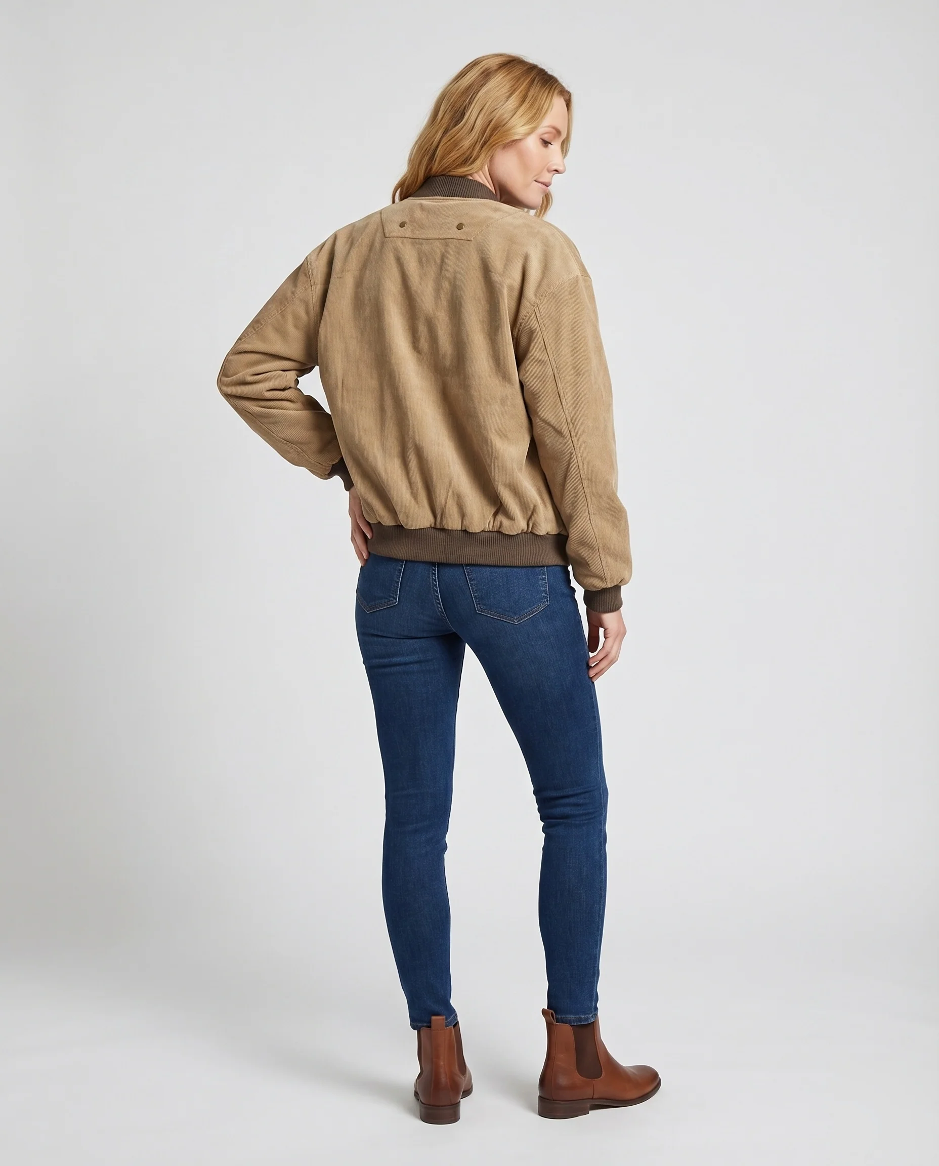 Damen Cord-Bomberjacke Rippbündchen Pattentaschen Reißverschluss - Image 4