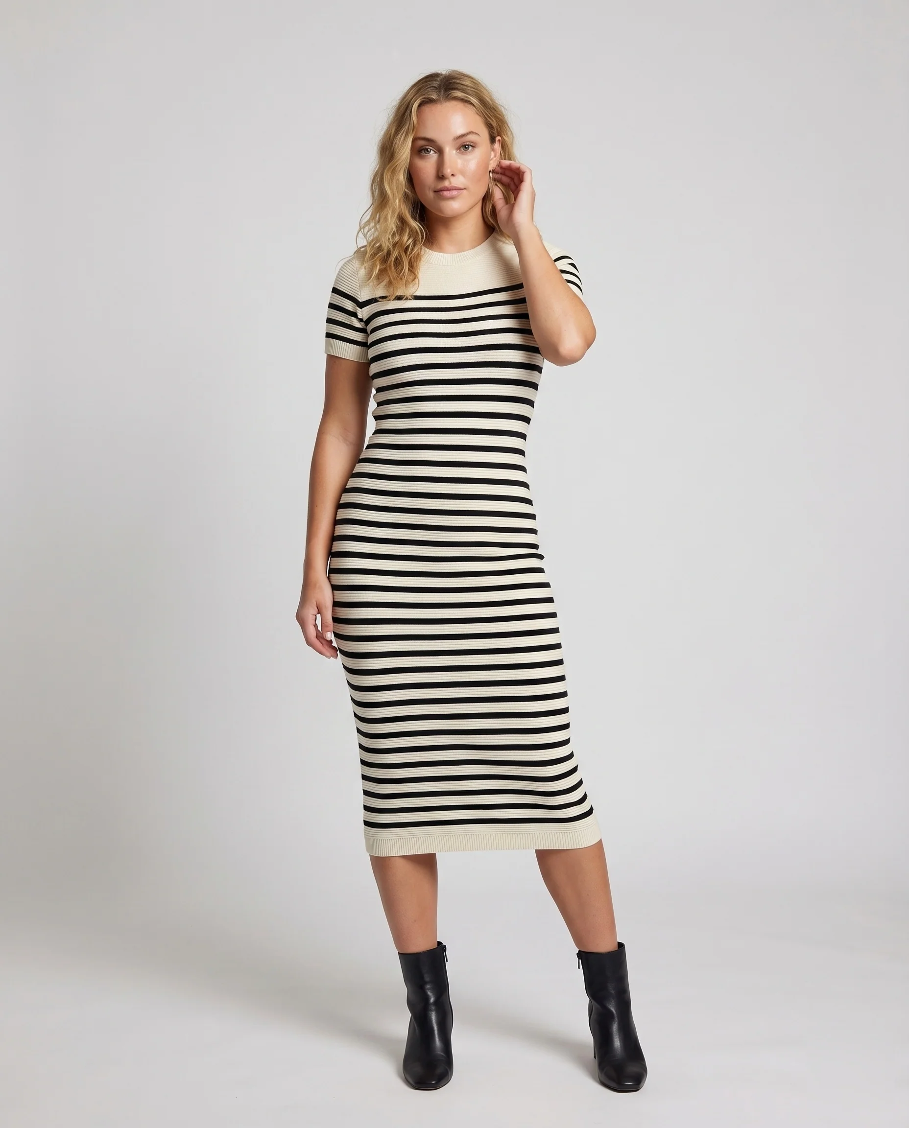 Damen Ripp-Strickmidikleid Raffung Kurzarm Rundhals