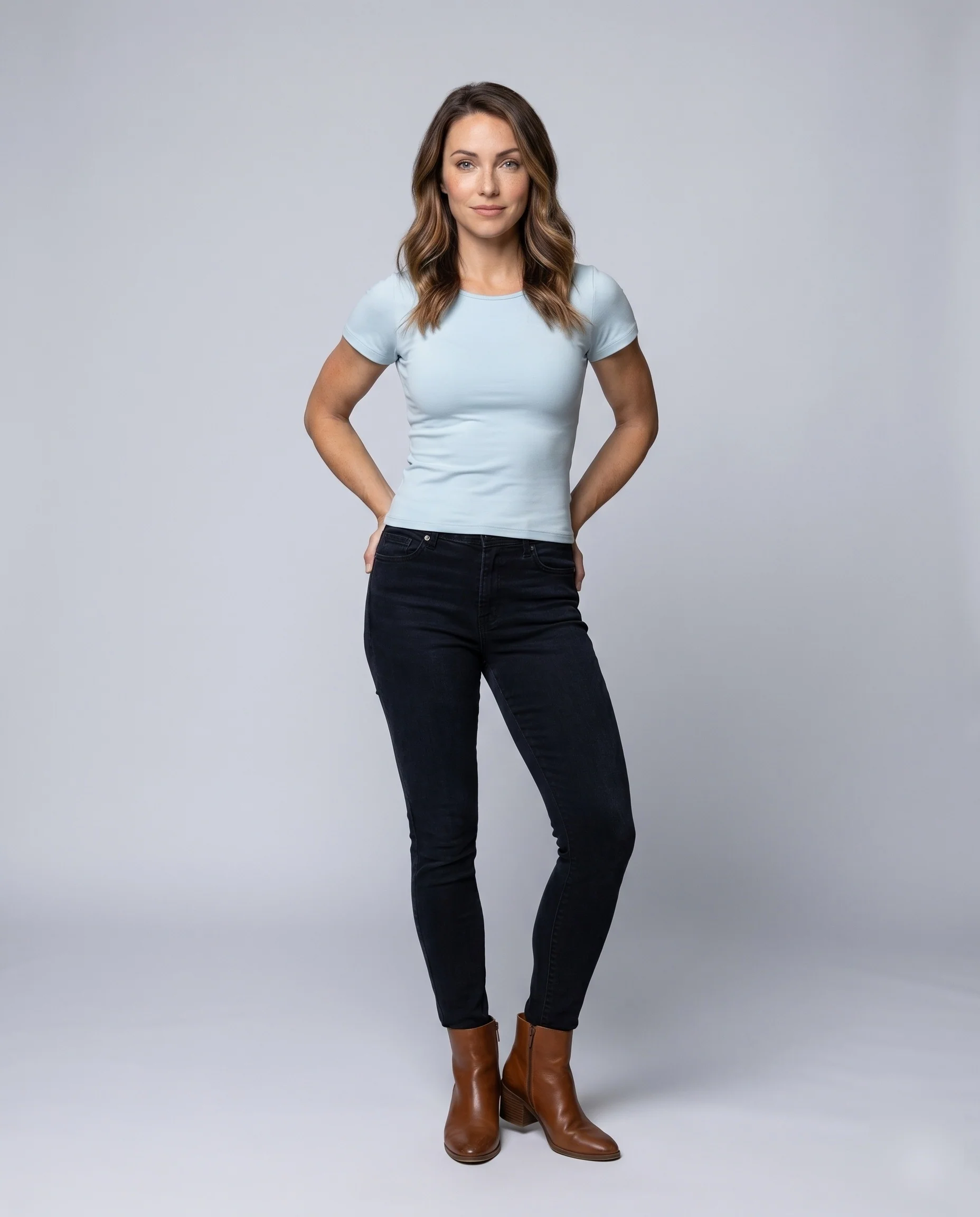 Damen nan figurnahes formendes Jersey-Basictop mit Rundhals und seitlichen Formnähten