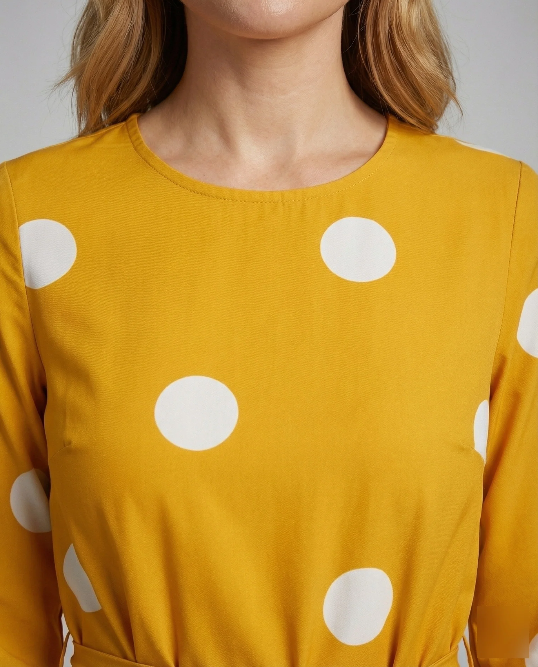 Damen fließendes Maxikleid mit Stufenvolants - Image 3