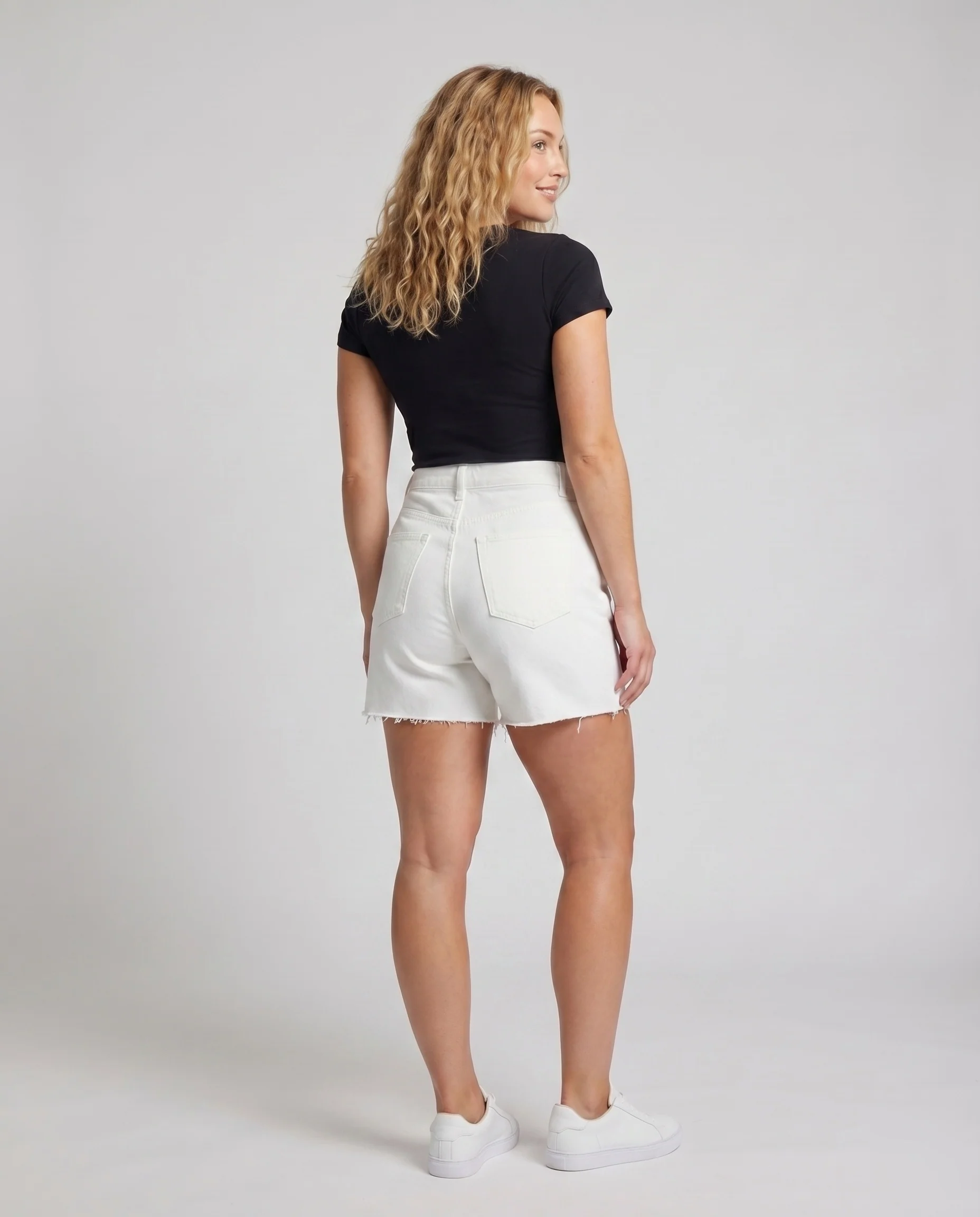 Damen Jeansshorts High-Waist Fransensaum Locker - Image 4