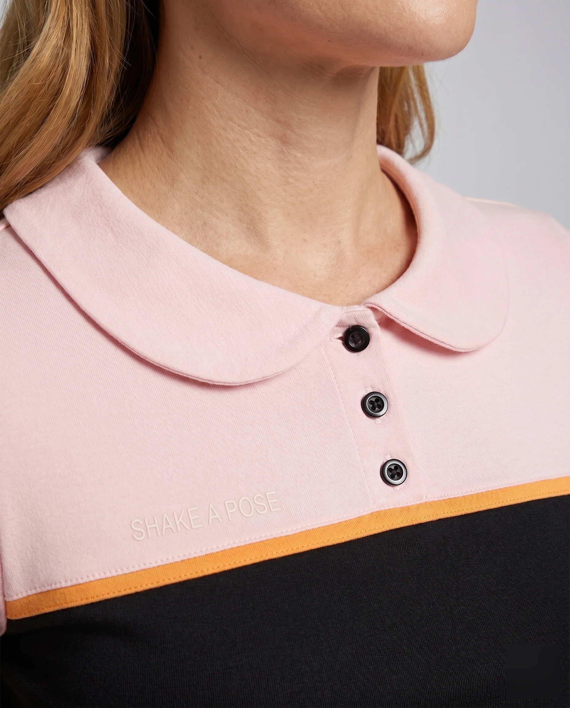 Damen nan kurzärmeliges Poloshirt mit Bubikragen und taillierter Silhouette - Image 3